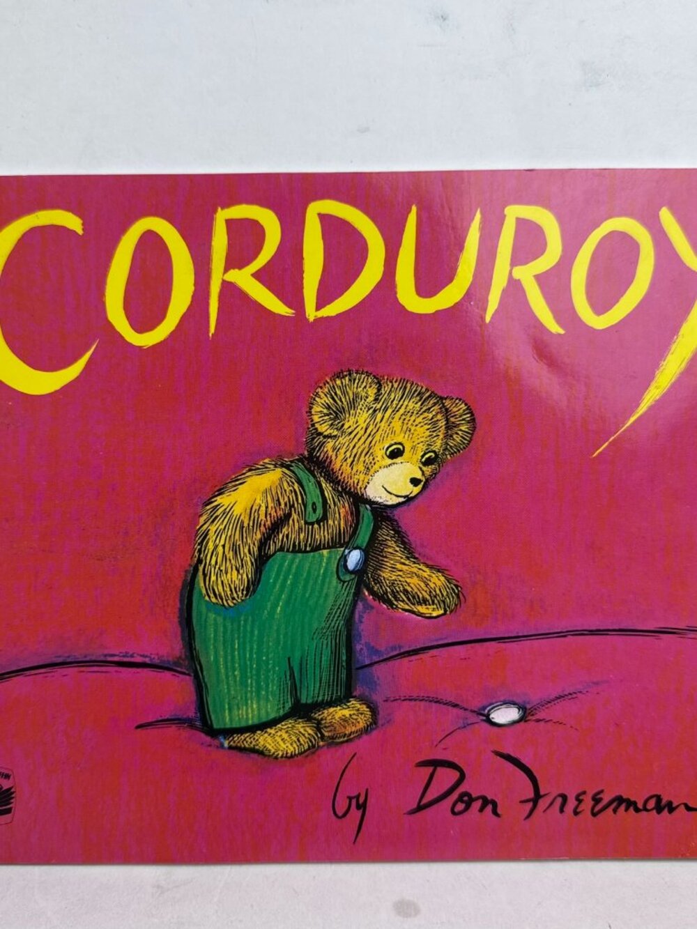 Corduroy by Don Freeman Paperback Children's Book Puffin ISBN 9780140501735